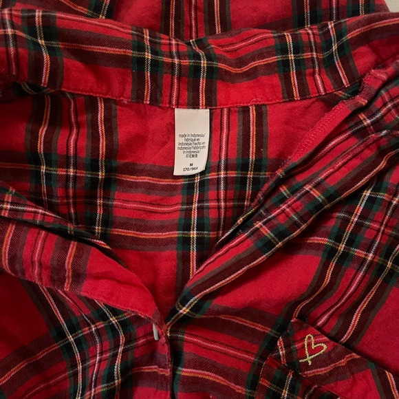 VS Pjs Set - Picture 4 of 8